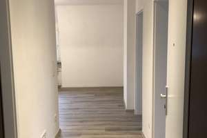 Komplett neu saniert! 3-Zi.-ETW in Essen-Bergeborbeck. Gut Vermietet – Carolus-Magnus-Straße 90, 45356 Bergeborbeck, Essen – Vorschaubild 7