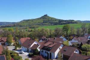 Charmante Doppelhaushälfte mit Blick auf die Burg Hohenzollern in Hechingen – Die vollständige Adresse der Immobilie erhältst du vom Anbieter., 72379 Hechingen – Vorschaubild 15