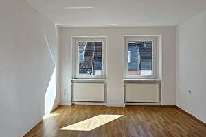 Stadtnah gelegene 3 Zimmer Wohnung – Baustraße 28, 42853 Scheid, Remscheid – Vorschaubild 3
