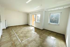 Schöne 4-Zimmerwohnung im Dachgeschoss ohne Dachschräge mit Blick ins Grüne! Sofort verfügbar! – Die vollständige Adresse der Immobilie erhältst du vom Anbieter., 84048 Mainburg – Vorschaubild 11