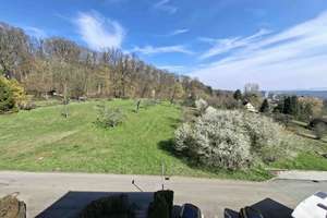 73207 Plochingen-Stumpenhof: Großzügige 3-Zi-Wohnung. DG. Stellplatz. Garage optional.