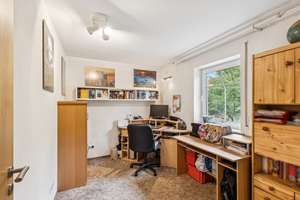 Individuell geplantes Einfamilienhaus mit Galerie, Südterrasse und Doppelgarage – Die vollständige Adresse der Immobilie erhältst du vom Anbieter., 86316 Friedberg – Vorschaubild 4
