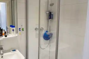 Renovierte Wohnung in Oberkassel – Kyffhäuser Str. 4, 40545 Düsseldorf – Vorschaubild 11