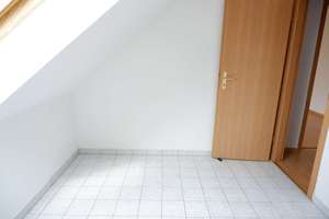 Dachgeschoss / in Küchwaldnähe ! frei ab 1.3.26 – Dorotheenstraße 14, 9113 Schloßchemnitz, Chemnitz – Vorschaubild 9