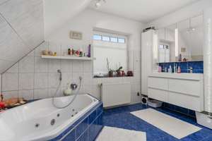Heeslingen | Stilvolles Einfamilienhaus läßt keine Wünsche offen -  Pool, Kamin und toller Garten. – Die vollständige Adresse der Immobilie erhältst du vom Anbieter., 27404 Heeslingen – Vorschaubild 23