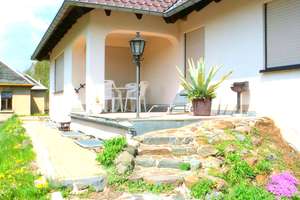 Gemütliches Zweifamilienhaus mit 6 Zimmern, ca. 200 m² Wohnfläche und Fernblick in Klingenthal – Die vollständige Adresse der Immobilie erhältst du vom Anbieter., 8248 Klingenthal – Vorschaubild 21