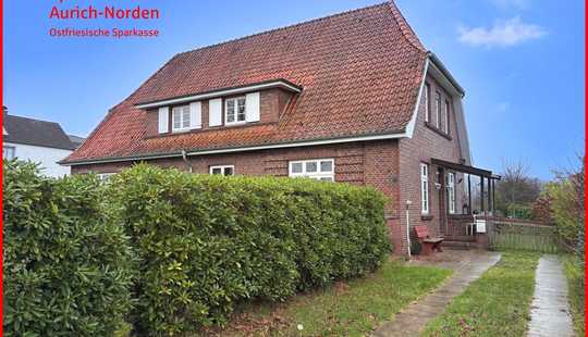 Bild von Doppelhaus am Dornumersieler Tief mit Altbaucharme - Selbstnutzung und/oder Vermietung! 