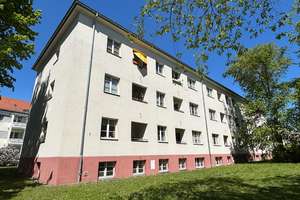 Gepflegte Wohnanlage im Grünen: bezugsfreie 2-Zi.-Wohnung mit Balkon – Borthener Straße 8c, 1237 Seidnitz/Dobritz, Dresden – Vorschaubild 9