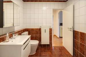 Möbliert: Dachgeschosswohnung mit guter Anbindung in Südlage – Die vollständige Adresse der Immobilie erhältst du vom Anbieter., 81825 Gartenstadt Trudering, München – Vorschaubild 8