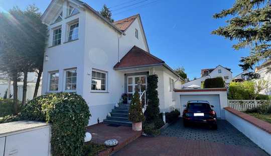 Bild von "Perfekte Raumaufteilung"
Großzügiges Einfamilienhaus in ruhiger und guter Wohnlage