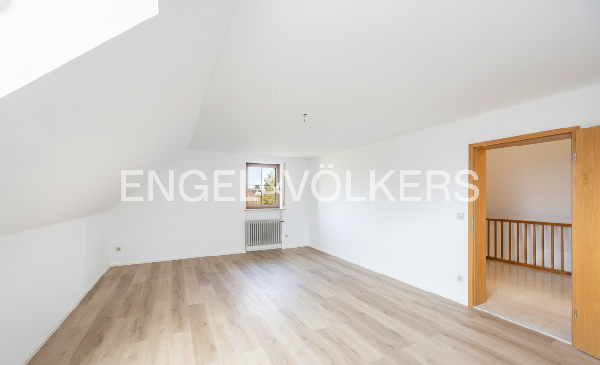 Immobilie in Grafrath - Familienglück im Grünen - Bild 3