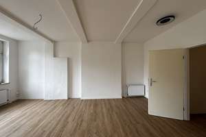 Helle großzügige Wohnung mit idealer Lage – Schmidtstedter Straße 28, 99084 Altstadt, Erfurt – Vorschaubild 9