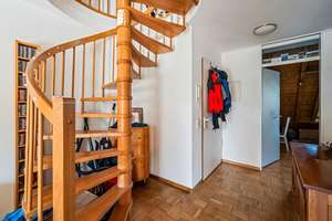 Dachgeschosswohnung mit Galerie & Tiefgarage – Die vollständige Adresse der Immobilie erhältst du vom Anbieter., 79117 Ebnet, Freiburg im Breisgau – Vorschaubild 5