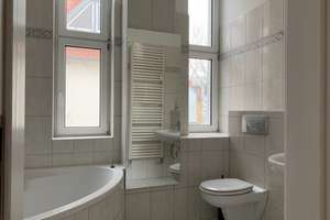 Ruhiges Zuhause mit viel Platz in Karlshorst – Hönower Str. 12, 10318 Karlshorst, Berlin – Vorschaubild 3
