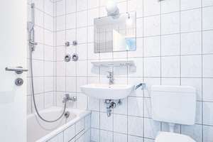 Leerstehende 1-Zimmer Wohnung mit großem Potenzial – Grombühlstraße 51C, 97080 Grombühl, Würzburg – Vorschaubild 4