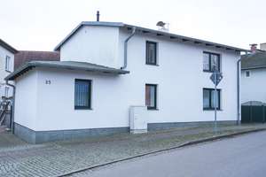 Gemütliches Einfamilienhaus mit Kamin, guter Ausstattung und maritimer Lage – Haupstraße 25, 18556 Wiek – Vorschaubild 2