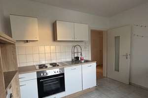 Helle 2,5-Zimmer-Wohnung mit Stellplatz in Essen Rüttenscheid – Die vollständige Adresse der Immobilie erhältst du vom Anbieter., 45130 Rüttenscheid, Essen – Vorschaubild 2