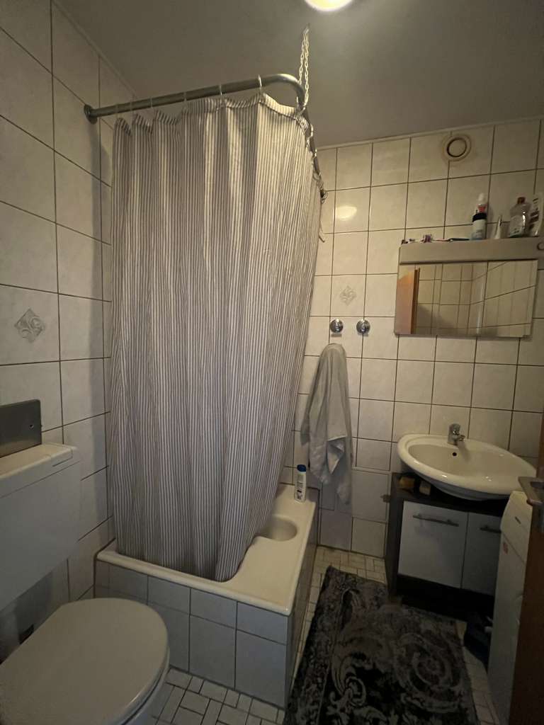 Immobilie in Germersheim - Interessante Kapitalanlage: geräumige 1 Zimmer - Wohnung mit herrlichem Fernblick über Germersheim! - Bild 3