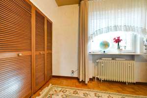 Familienfreundliche Doppelhaushälfte mit viel Potenzial und großem Garten – Die vollständige Adresse der Immobilie erhältst du vom Anbieter., 22453 Niendorf, Hamburg – Vorschaubild 11