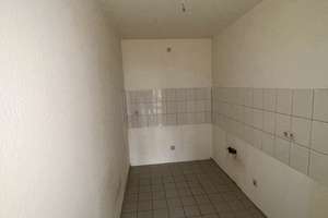 Zentrale Eigentumswohnung in Wiesdorf mit Garten und Tiefgaragenstellplatz – Carl-Leverkus-Straße 31a, 51373 Wiesdorf, Leverkusen – Vorschaubild 10