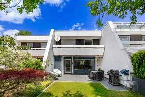 MODERNISIERTES REIHENMITTELHAUS MIT TERRASSE, GARTEN, SAUNA & GARAGE IN HAAR