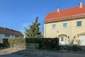 SCHÖN GELEGENE DHH MIT TOLLEM GARTEN UND AUSBAUPOTENTIAL! – Reutlingen (Kreis) – Vorschaubild 28