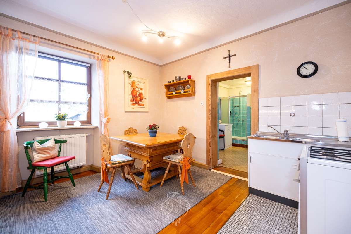 Immobilie in Volkach - Charme, Potenzial und viel Platz - Einfamilienhaus in zentraler Lage von Volkach - Bild 7