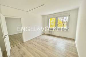 Wunderschöne 4 - Raumwohnung in Top Lage mit Einbauküche und Balkon – Fröbelstraße 134, 39110 Stadtfeld West, Magdeburg – Vorschaubild 5