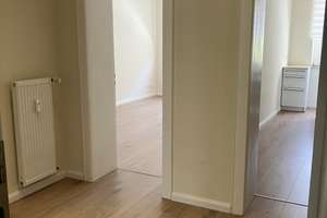 Wohnen mit Charakter: 2-Zimmer-Wohnung in Pempelfort, mit Einbauküche, Wannenbad und Balkon – Annastraße 45, 40477 Pempelfort, Düsseldorf – Vorschaubild 5