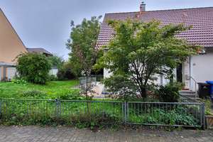 Frisch renovierte 1-Zimmer Wohnung mit Terrasse und Gartenmitbenutzung in Altdorf bei Nürnberg – Hohenfelser Straße 5, 90518 Altdorf bei Nürnberg – Vorschaubild 1