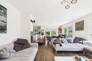 - Wohntraum - KfW-70-Haus mit Kamin, PV-Anlage und 927 m² Grundstück in Ruhiger Lage von Echzell – Die vollständige Adresse der Immobilie erhältst du vom Anbieter., 61209 Echzell – Vorschaubild 11