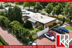 Bungalowcharme auf großzügigem Eckgrundstück in Detmerode