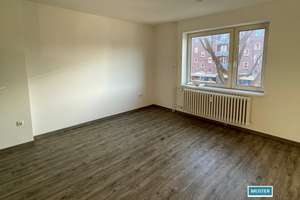 Modernisierte 3-Zimmer-Wohnung mit Balkon – Papenstr. 103 b, 22089 Eilbek, Hamburg – Vorschaubild 3
