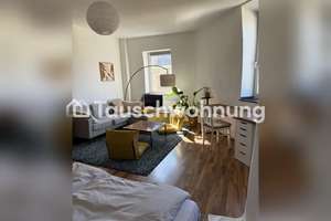 Tauschwohnung: Bieten zwei kleine Wohnungen in Nippes gegen eine große