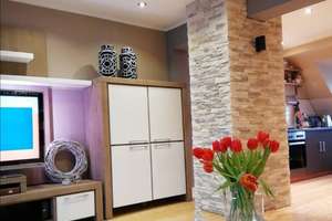 Gepflegte 2 Zimmer Wohnung Provisionsfrei Nähe Flughafen (65pm + 20qm) Küche, Schränke usw