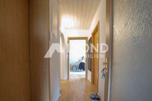 Dieses schöne Mehrfamilienhaus mit 3 Wohnungen sucht Sie als neuen Eigentümer! – Die vollständige Adresse der Immobilie erhältst du vom Anbieter., 89231 Neu-Ulm – Vorschaubild 5