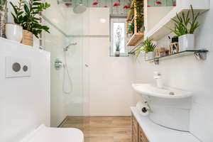 Perfektes Familienhaus in Pankow : 151 m² Wohnfläche mit Garten, Pool und viel Platz – Die vollständige Adresse der Immobilie erhältst du vom Anbieter., 13156 Niederschönhausen, Berlin – Vorschaubild 6