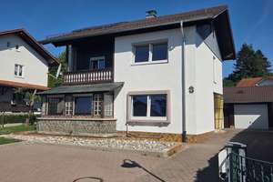 Großzügiges Einfamilienhaus mit Einliegerpotenzial, Sauna und traumhaftem Garten in ruhiger Wohnlage – Die vollständige Adresse der Immobilie erhältst du vom Anbieter., 84359 Simbach am Inn – Vorschaubild 2