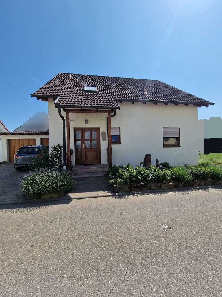 Immobilie in Talheim - Zweifamilienhaus!!! Ideal für Mehrgenerationen oder Die große Familie!Verhandlungsspielraum gegeben! - Bild 0