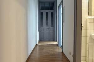 Tolle 3 Raum Wohnung im Herzen von Zwickau – Peter-Breuer-Str. 10, 8056 Innenstadt, Zwickau – Vorschaubild 2