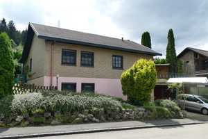 Freistehendes Einfamilienhaus mit Wintergarten, Sauna und Doppelgarage, provisionsfrei  – Schwarzwald-Baar-Kreis – Vorschaubild 1