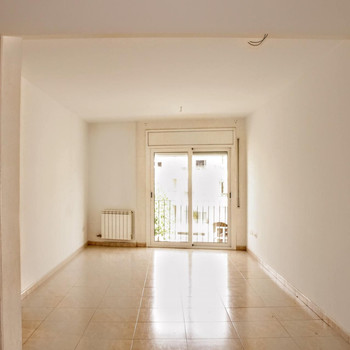 HAUS MIT 2 SCHLAFZIMMERN UND PARKPLATZ IN CASSÀ DE LA SELVA