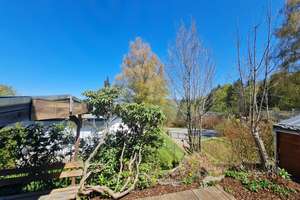Günstig ins Eigenheim!
Kleines Chalet zum top Preis. Billiger als Miete. Tolle Lage und gut saniert – Die vollständige Adresse der Immobilie erhältst du vom Anbieter., 94078 Freyung – Vorschaubild 18
