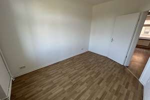 Gemütliche 3-Zimmer-Wohnung im Erdgeschoss mit Balkon! – Otto-Richter-Straße 10, 39116 Sudenburg, Magdeburg – Vorschaubild 9