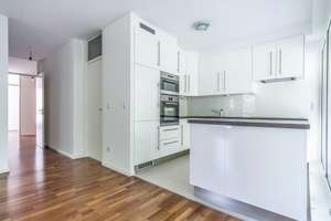 EXKLUSIVE 4-ZIMMER-WOHNUNG IN BESTLAGE WIESBADEN NORDOST ! – Die vollständige Adresse der Immobilie erhältst du vom Anbieter., 65193 Nordost, Wiesbaden – Vorschaubild 4