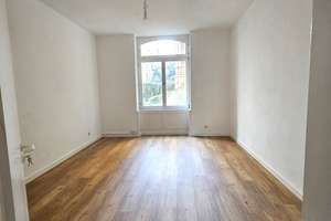 Altbau in der Taunusstraße: 3 Zimmer, Hohe Decken, Top-Lage! – Taunusstraße 75, 65183 Nordost, Wiesbaden – Vorschaubild 2