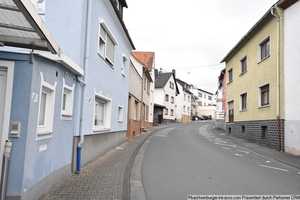 Sanierungbedürftiges Wohnhaus mit Werkstattgebäude – Kalkstr. 8, 65606 Limburg-Weilburg (Kreis) – Vorschaubild 3
