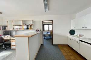 A+ Architektenhaus • 3 Einheiten • 7 Ebenen • 3 Galerien • 3 Garagen • 1A•Hanglage in Laubenheim – Die vollständige Adresse der Immobilie erhältst du vom Anbieter., 55130 Laubenheim, Mainz – Vorschaubild 30