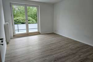 3 Zimmerwohnung im 1. Obergeschoss in ruhiger & zentraler Lage von Bremen Rönnebeck – Die vollständige Adresse der Immobilie erhältst du vom Anbieter., 28777 Rönnebeck, Bremen – Vorschaubild 1
