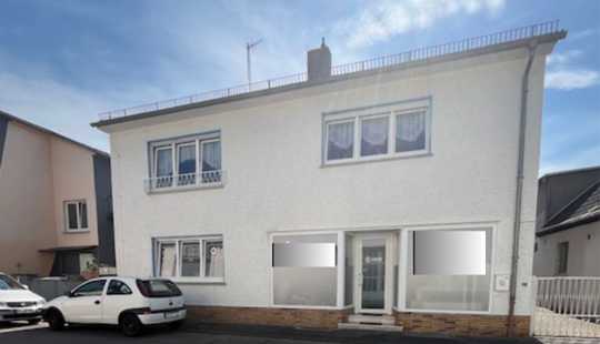 Bild von *Hainburg* Wohn- und Geschäftshaus mit Garage